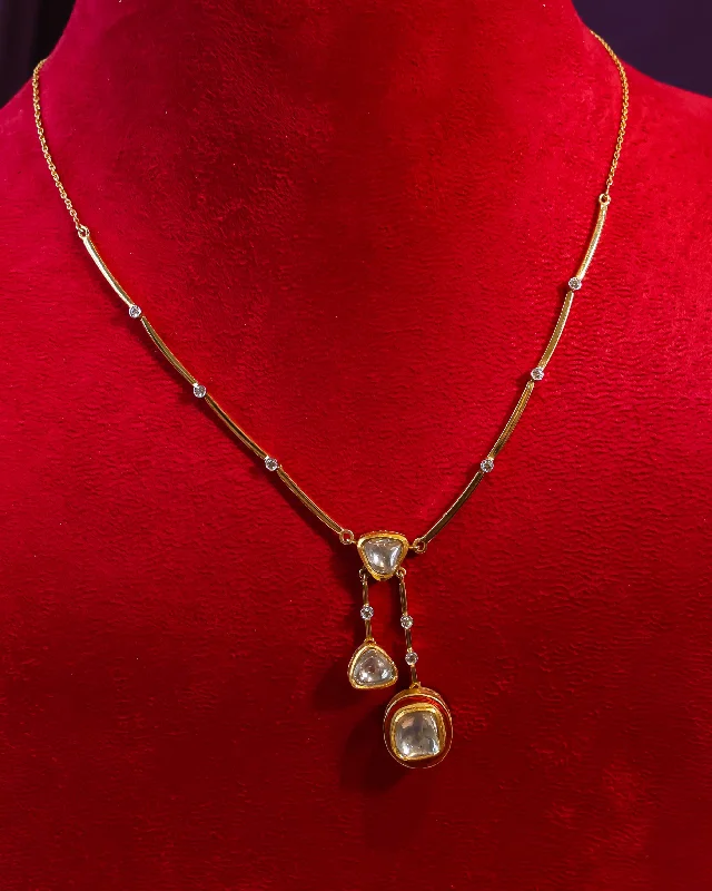 Shruti Polki And Diamond Pendant