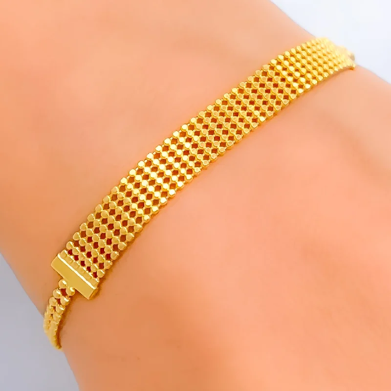 Lovely Shimmering 22K Gold Bracelet